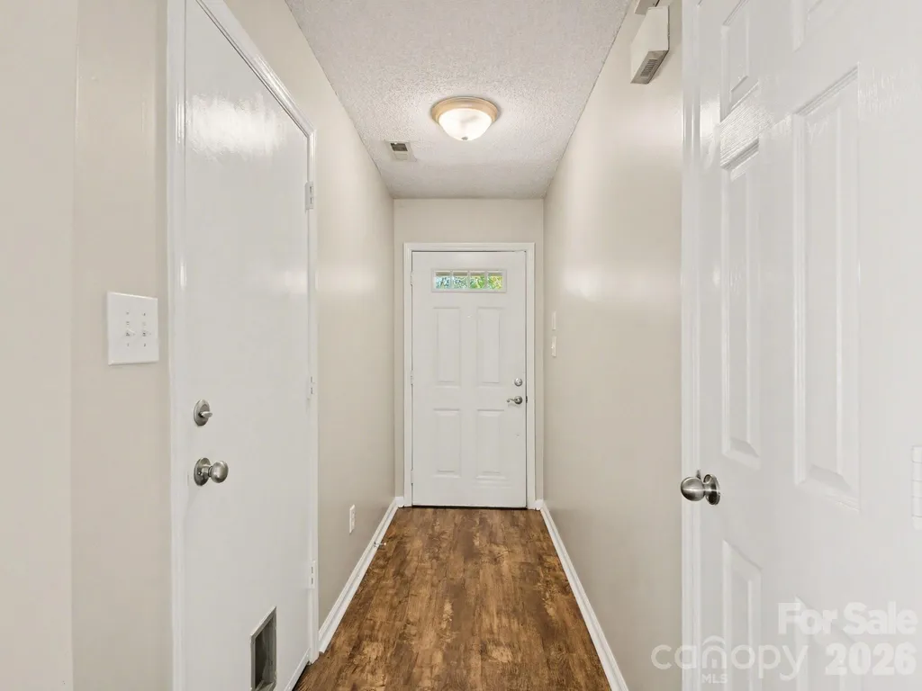 9214 Rotherham Lane Charlotte NC 28216
