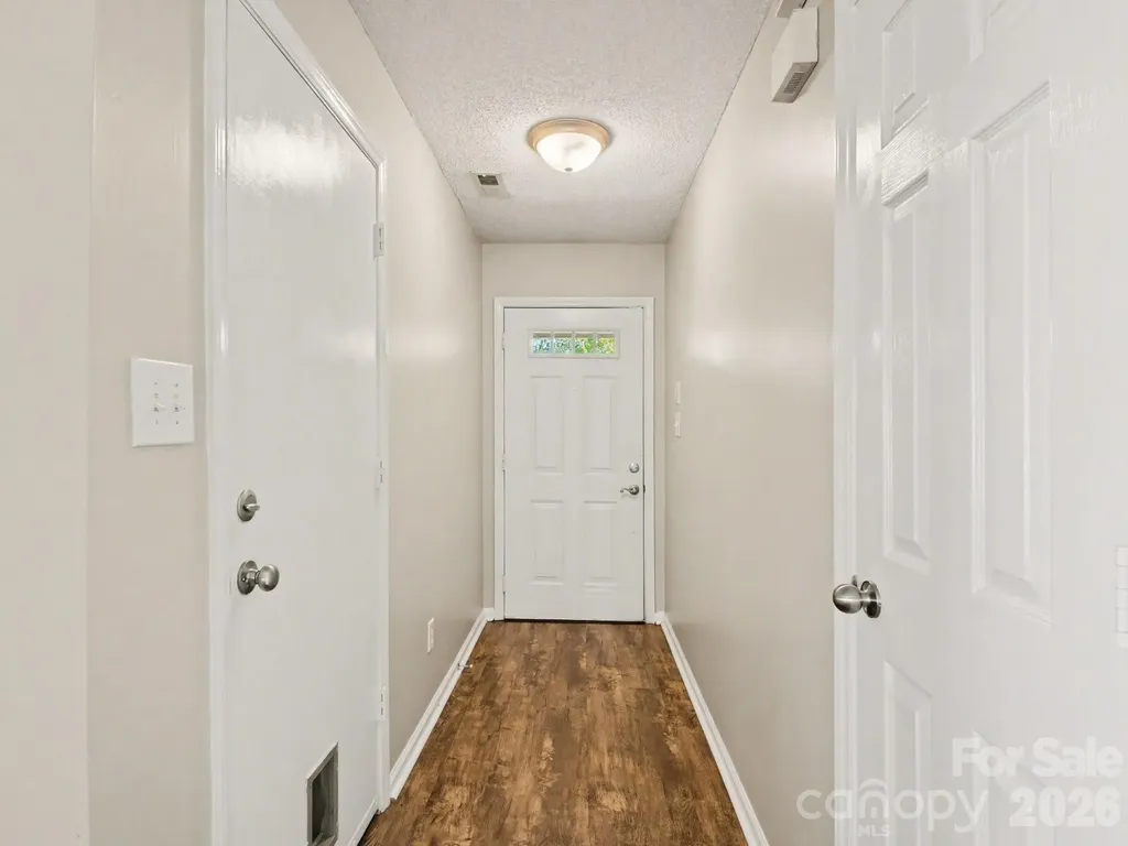 9214 Rotherham Lane Charlotte NC 28216