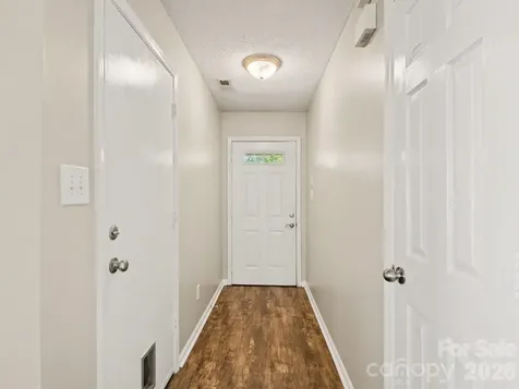 9214 Rotherham Lane Charlotte NC 28216