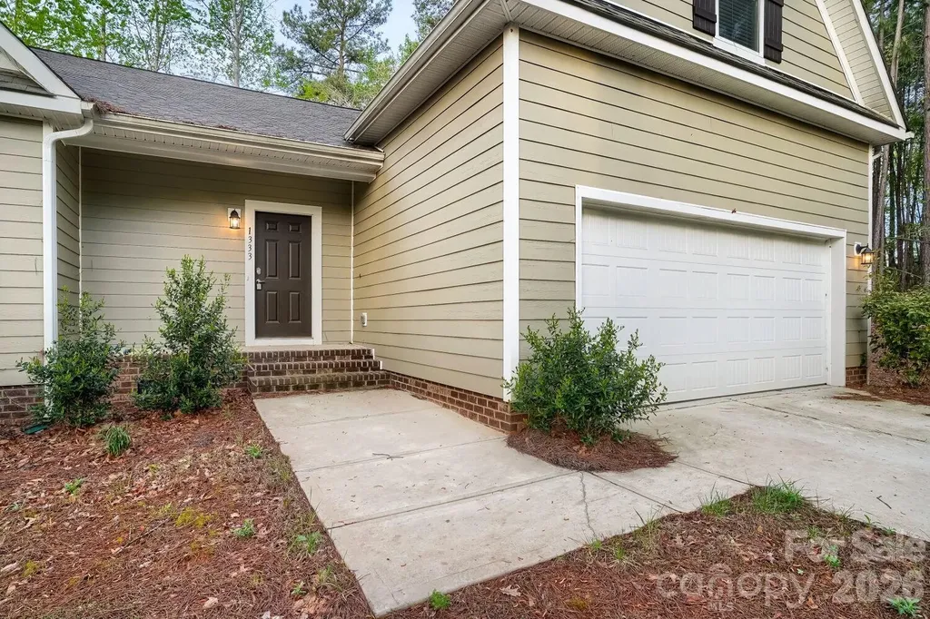 1333 Ron Whicker Drive Catawba NC 28609
