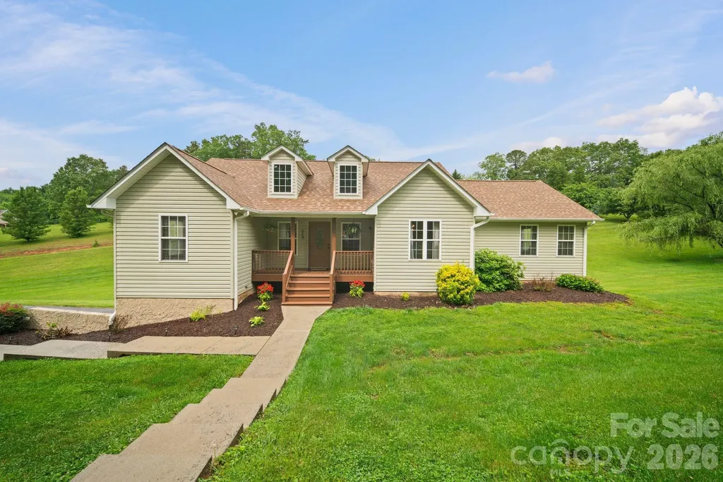77 Sherry Lane Leicester NC 28748