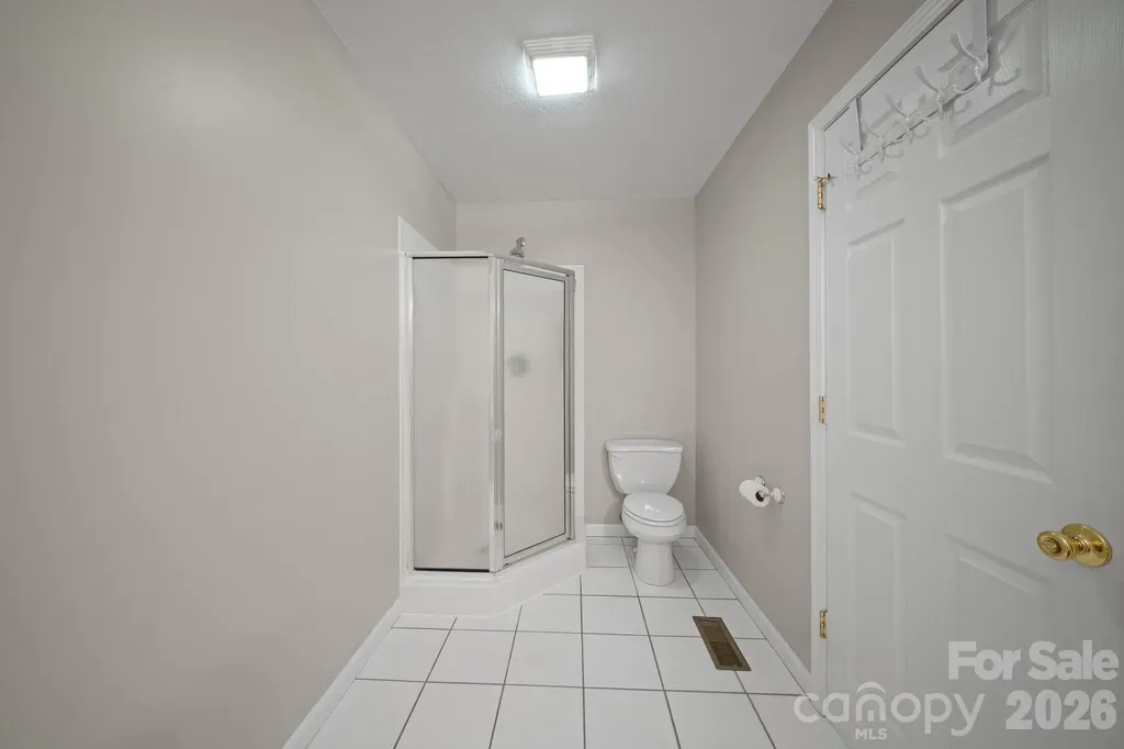 77 Sherry Lane Leicester NC 28748