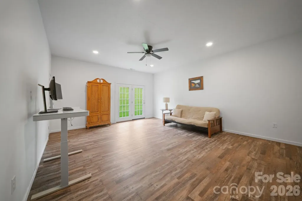77 Sherry Lane Leicester NC 28748