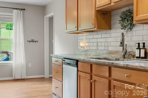 77 Sherry Lane Leicester NC 28748