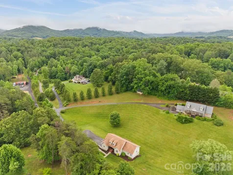 77 Sherry Lane Leicester NC 28748