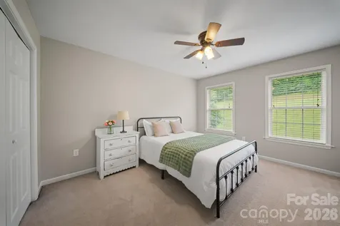 77 Sherry Lane Leicester NC 28748