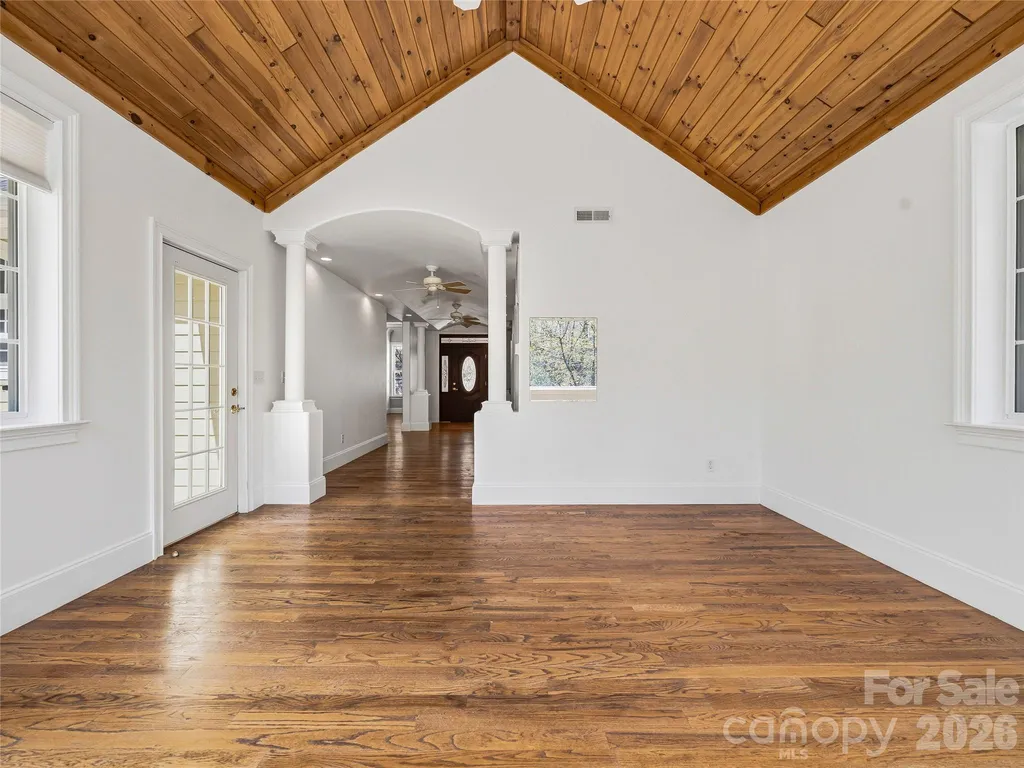 196 Blackbird Lane Tryon NC 28782