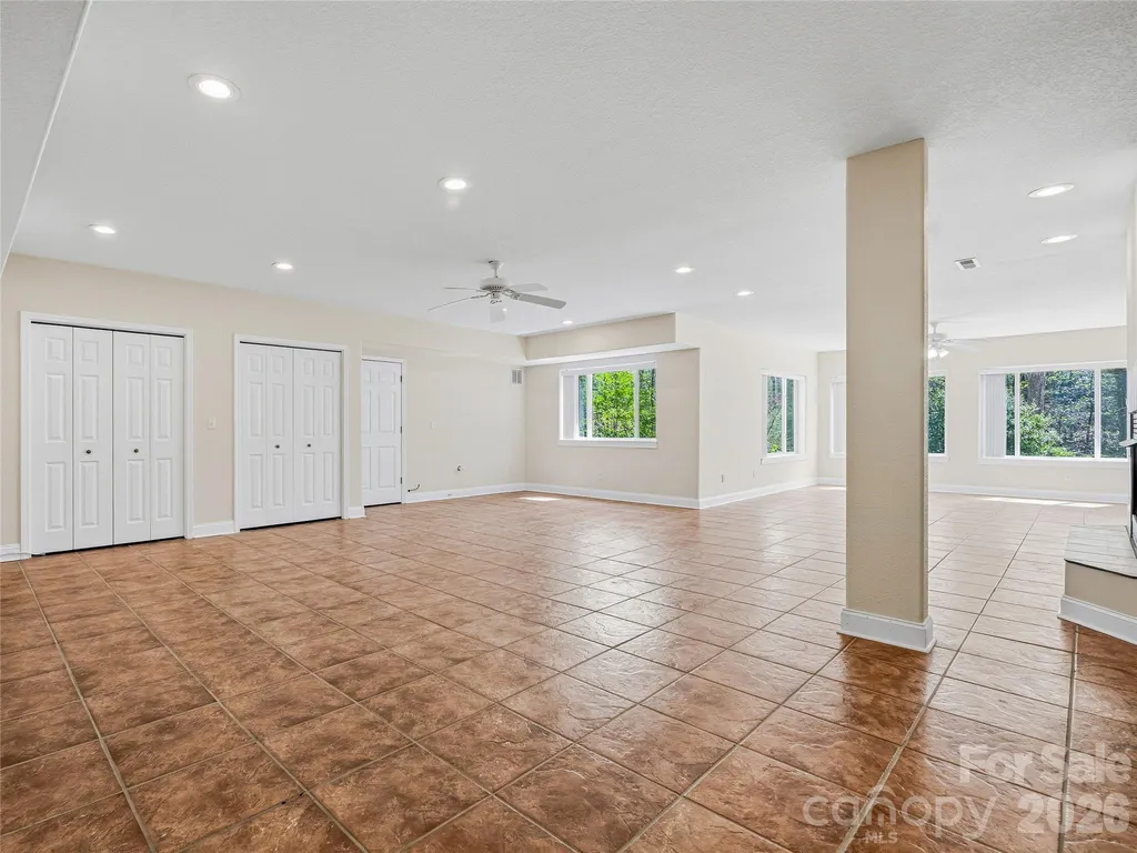 196 Blackbird Lane Tryon NC 28782