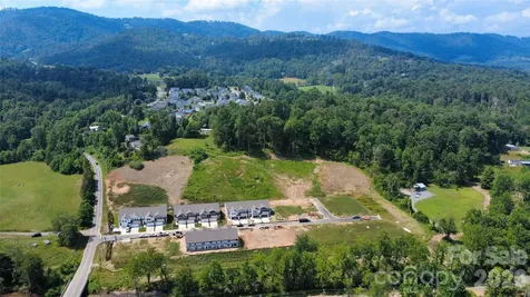 113 Sugg Trail Weaverville NC 28787