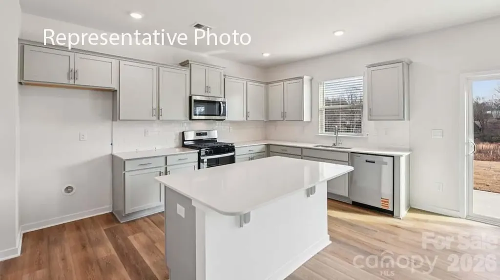 6604 Barcelona Way Charlotte NC 28214