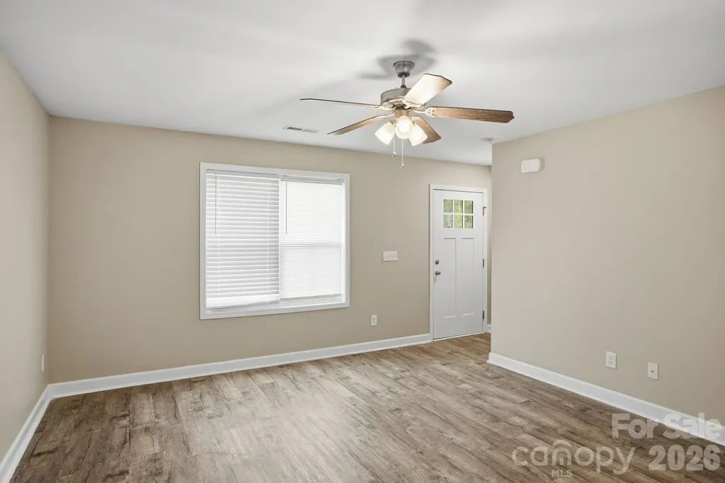 153 Mckinnon Avenue NE Concord NC 28025