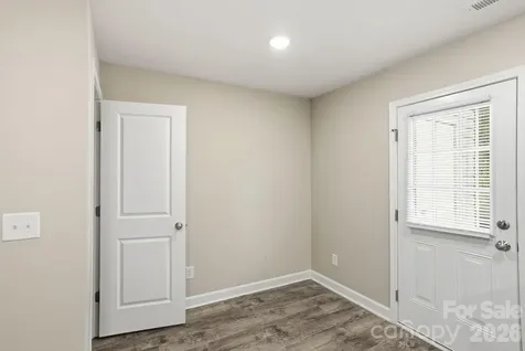 153 Mckinnon Avenue NE Concord NC 28025