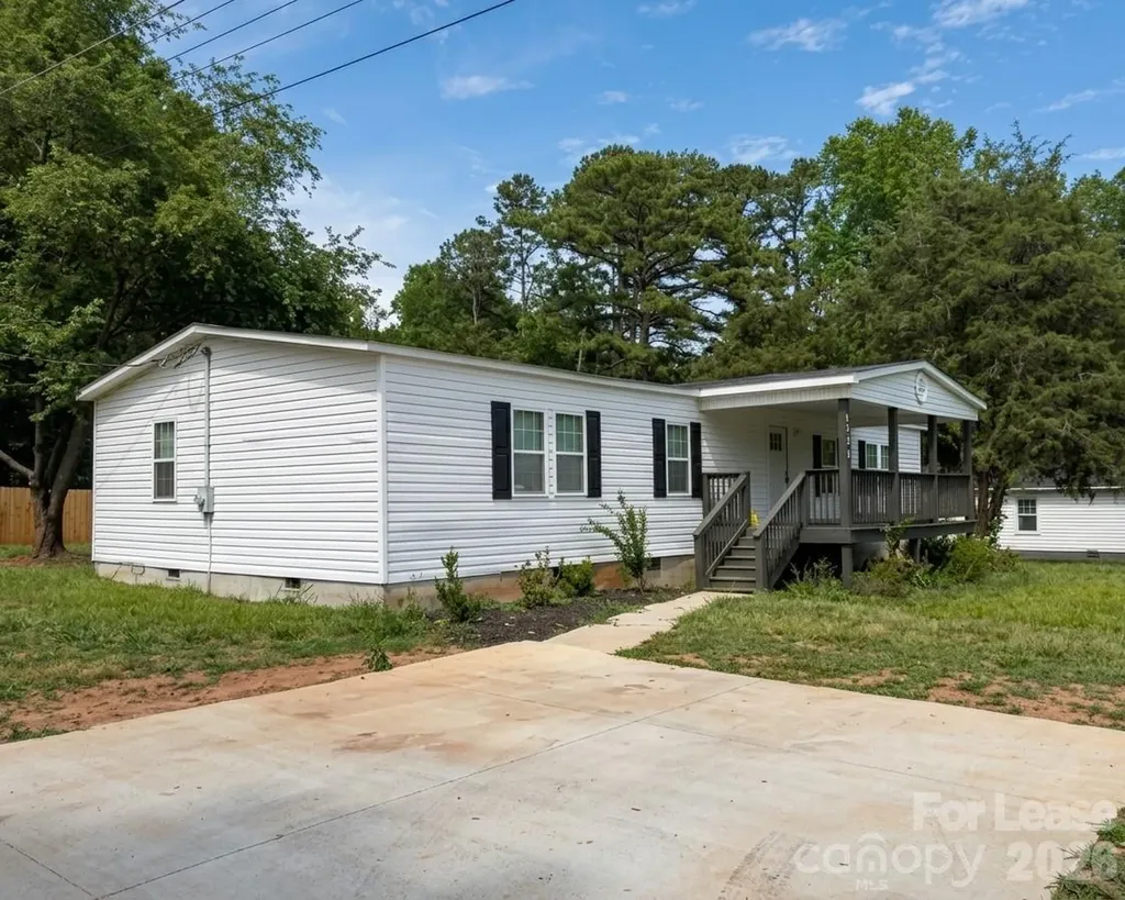 4111 Brown Drive Belmont NC 28012