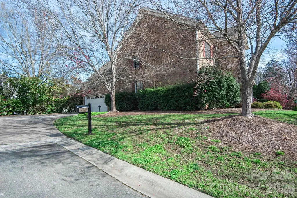 2616 Ladley Court Charlotte NC 28226