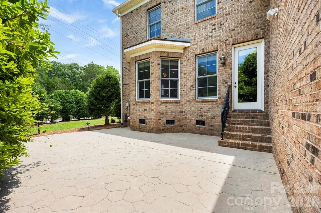 2616 Ladley Court Charlotte NC 28226