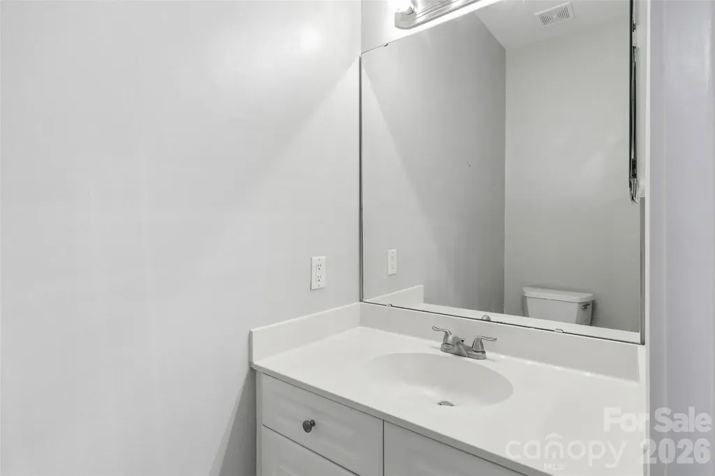 9054 Meadow Vista Road Charlotte NC 28213