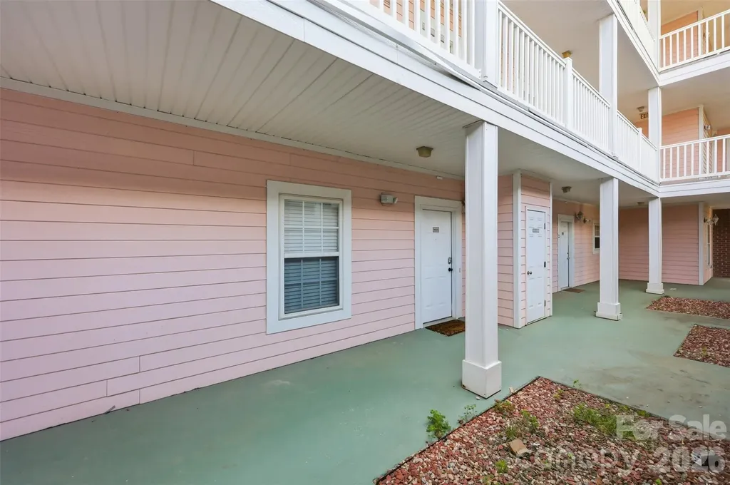 9054 Meadow Vista Road Charlotte NC 28213