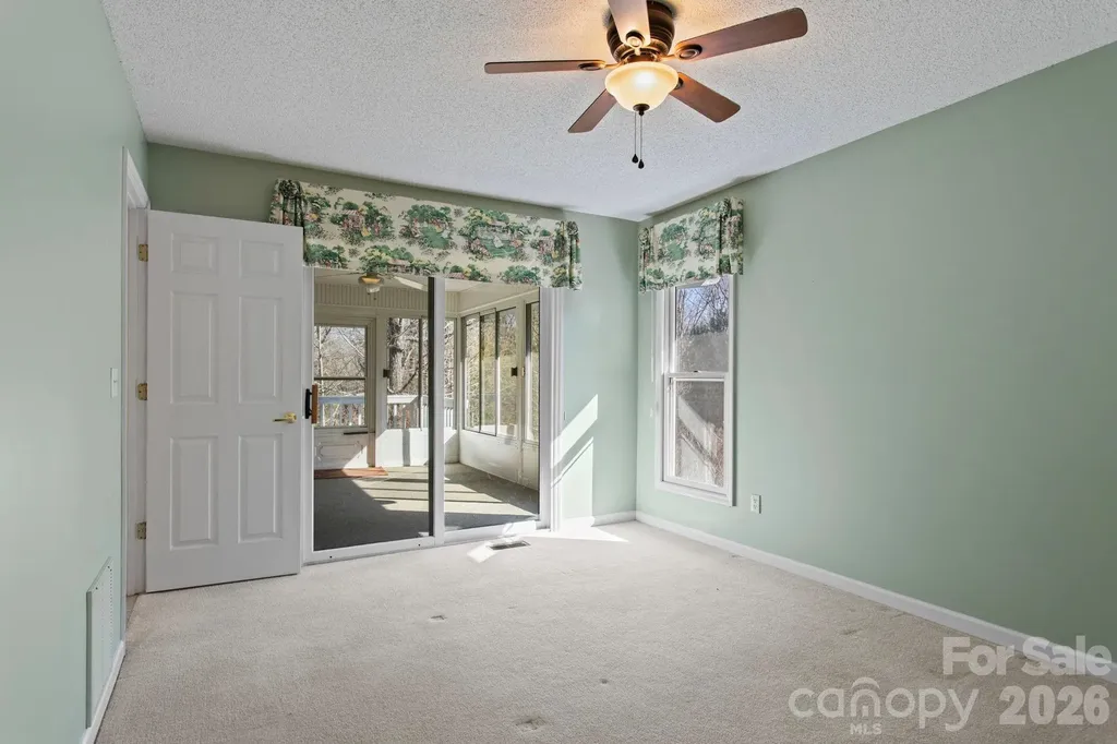 514 Cobblestone Lane Flat Rock NC 28731
