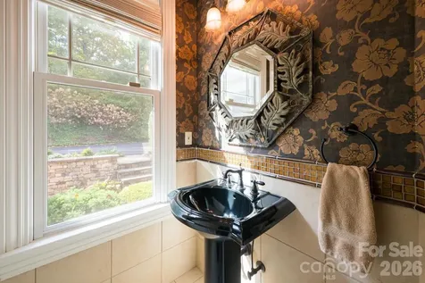 104 Mossridge Court Flat Rock NC 28731