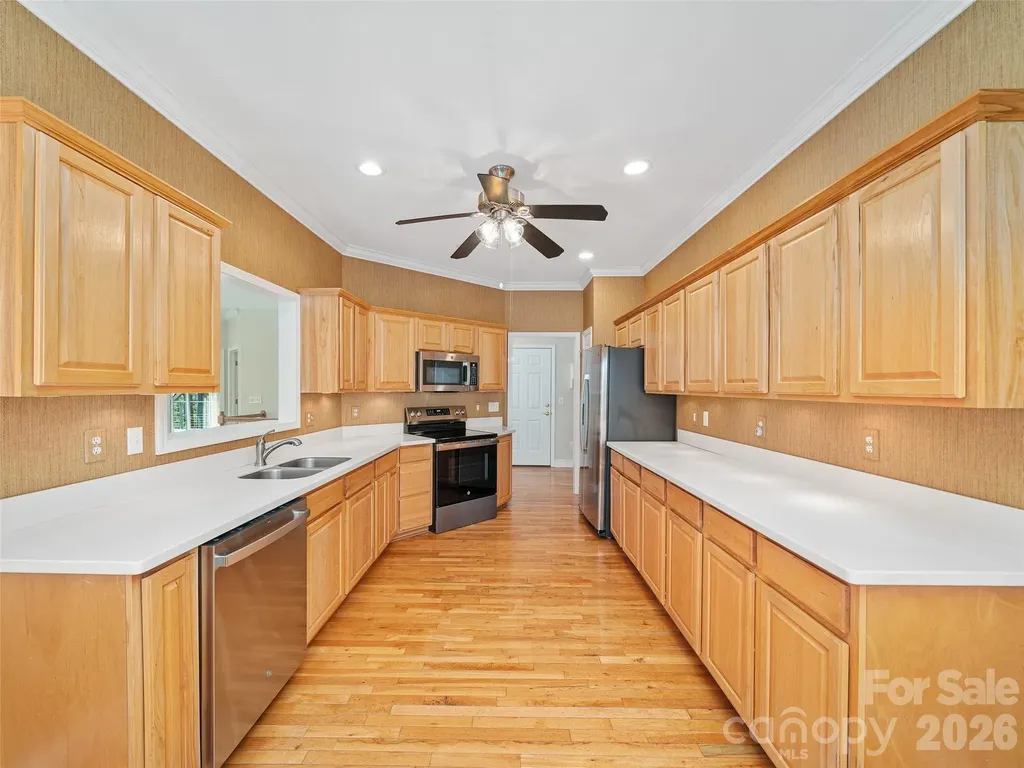 25 Ashefield Court Hendersonville NC 28791