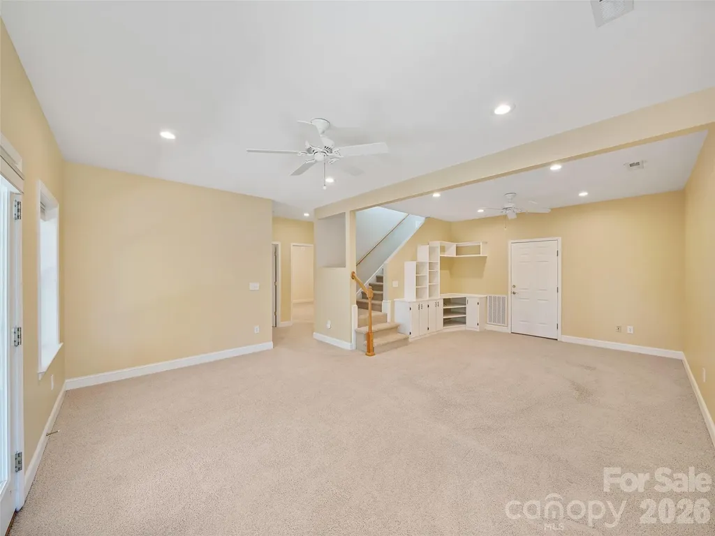 25 Ashefield Court Hendersonville NC 28791