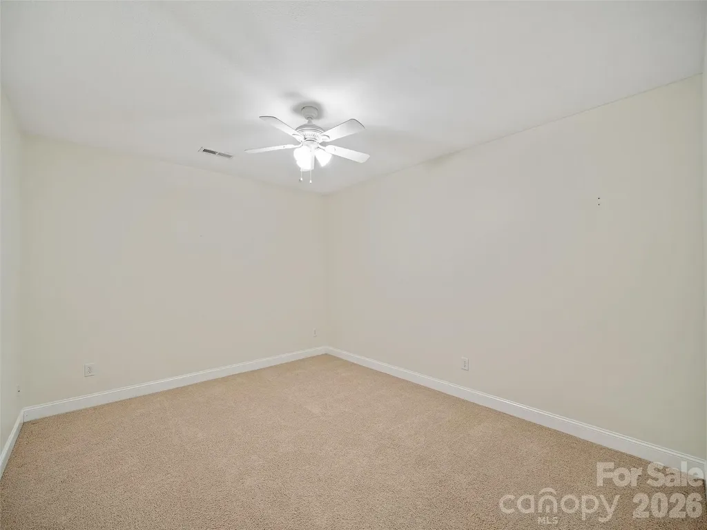 25 Ashefield Court Hendersonville NC 28791