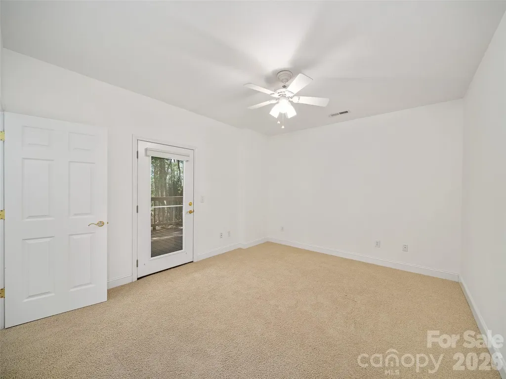 25 Ashefield Court Hendersonville NC 28791