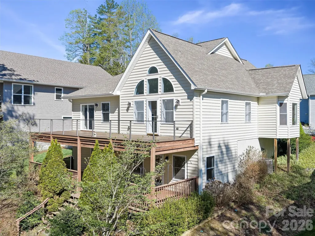 25 Ashefield Court Hendersonville NC 28791