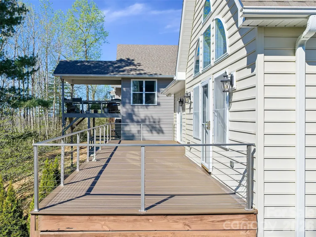 25 Ashefield Court Hendersonville NC 28791
