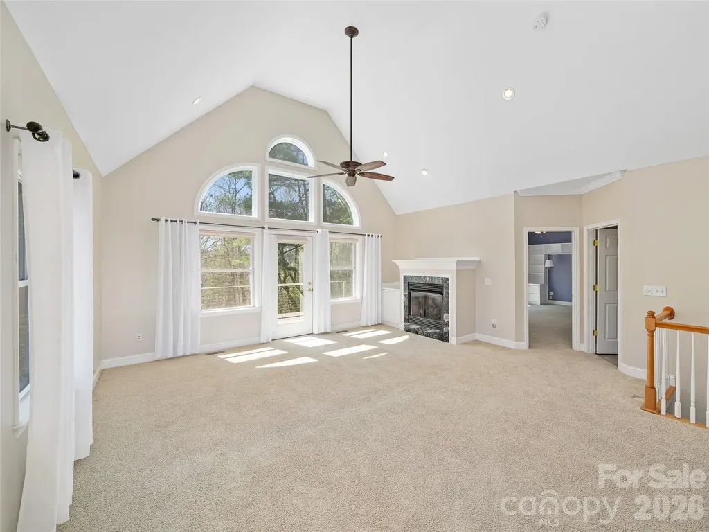 25 Ashefield Court Hendersonville NC 28791