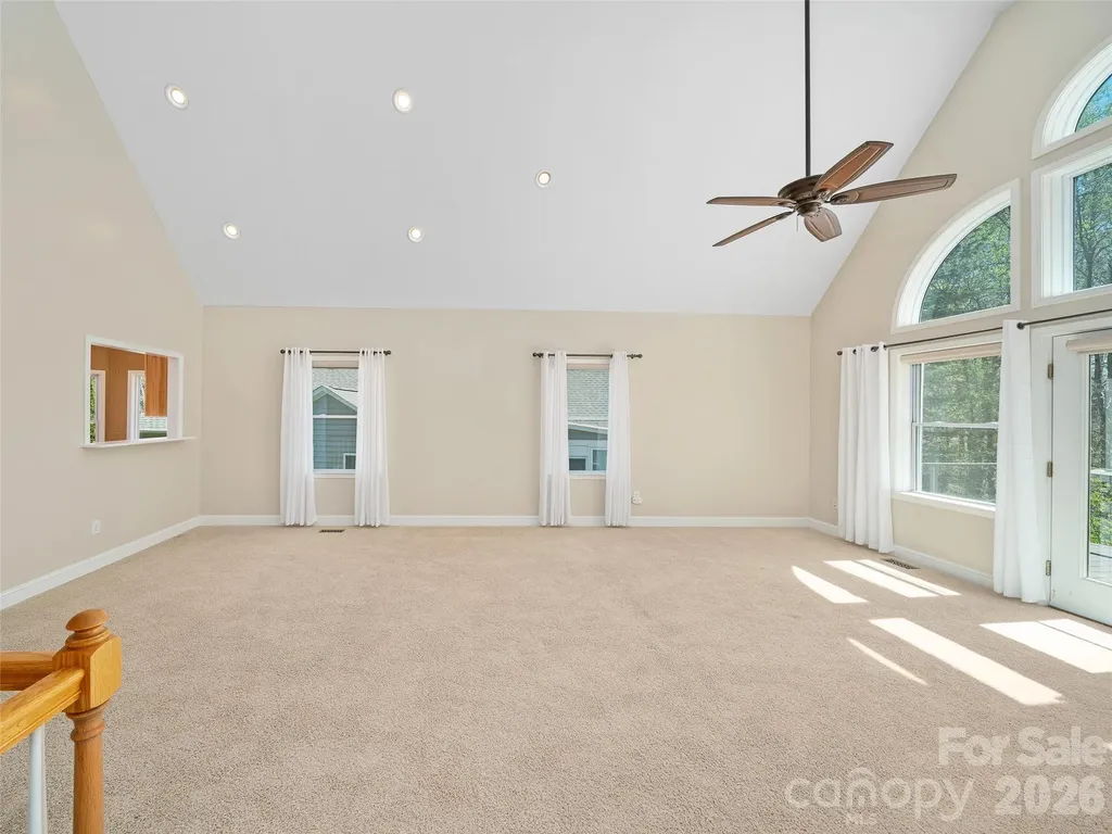 25 Ashefield Court Hendersonville NC 28791