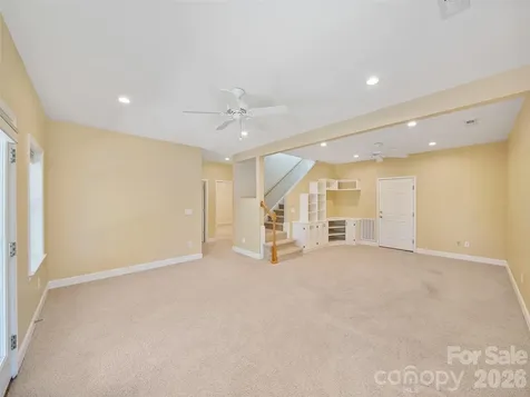 25 Ashefield Court Hendersonville NC 28791