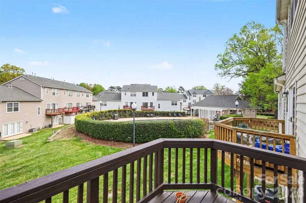 2729 Avalon Loop Road Charlotte NC 28269