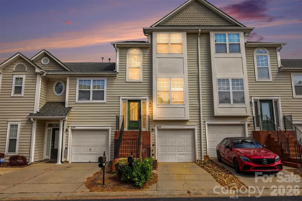2729 Avalon Loop Road Charlotte NC 28269
