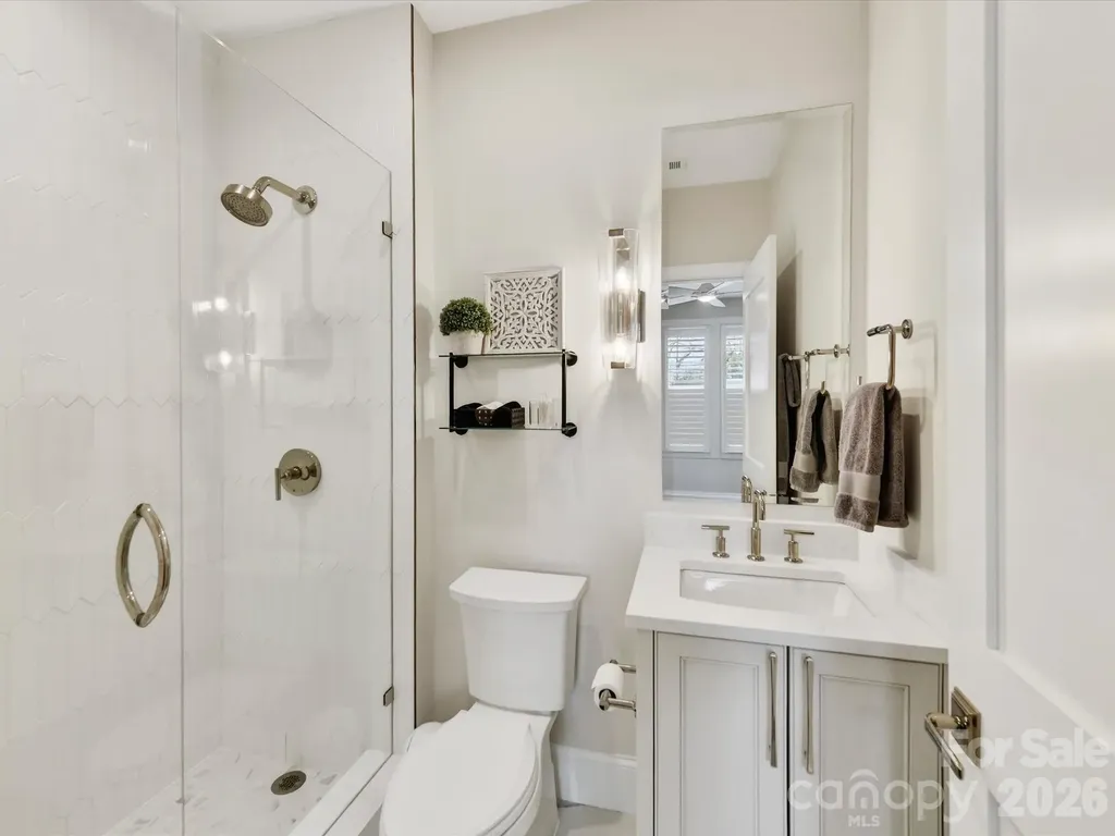 3074 Selwyn Avenue Charlotte NC 28209