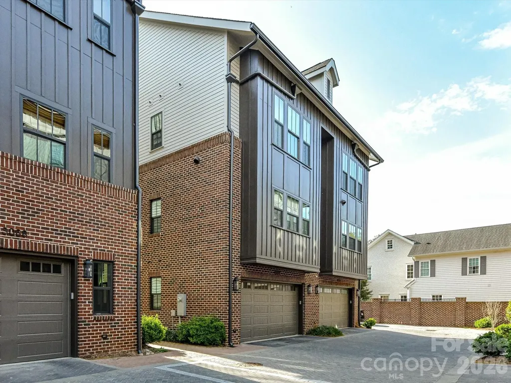 3074 Selwyn Avenue Charlotte NC 28209