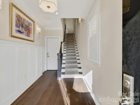 3074 Selwyn Avenue Charlotte NC 28209