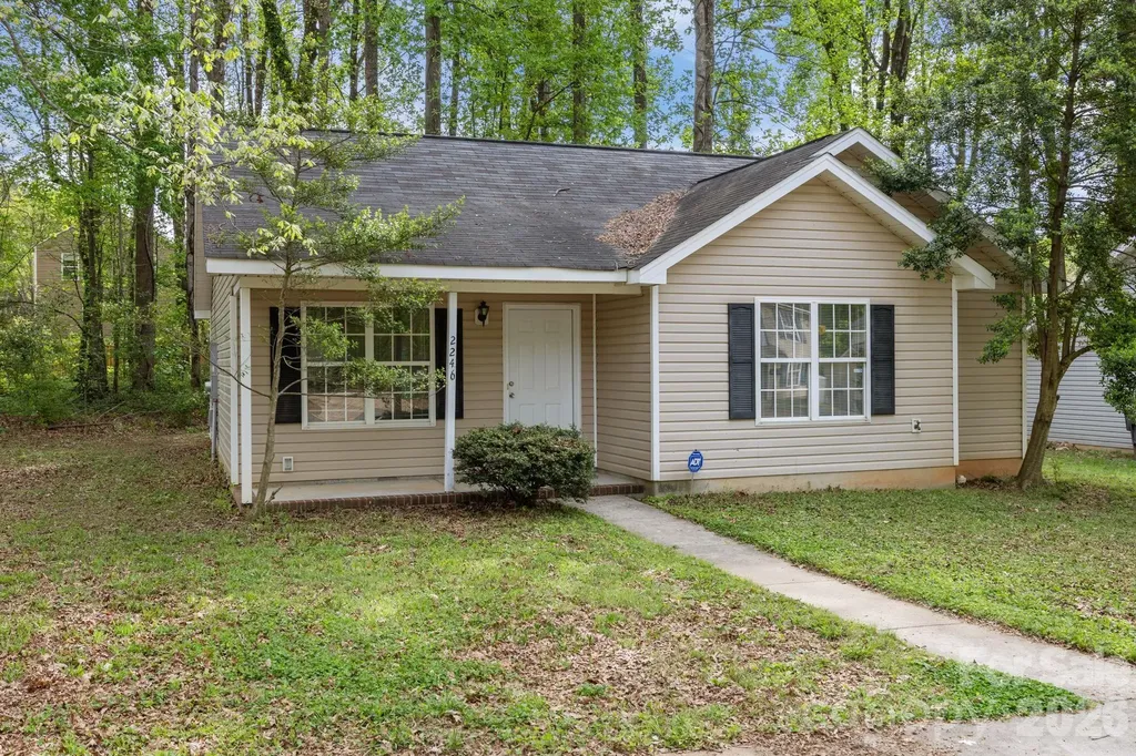 2246 Sunset Boulevard Charlotte NC 28269