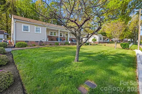 839 W Garrison Boulevard Gastonia NC 28052