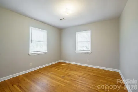 829 4th Avenue SW Hickory NC 28602