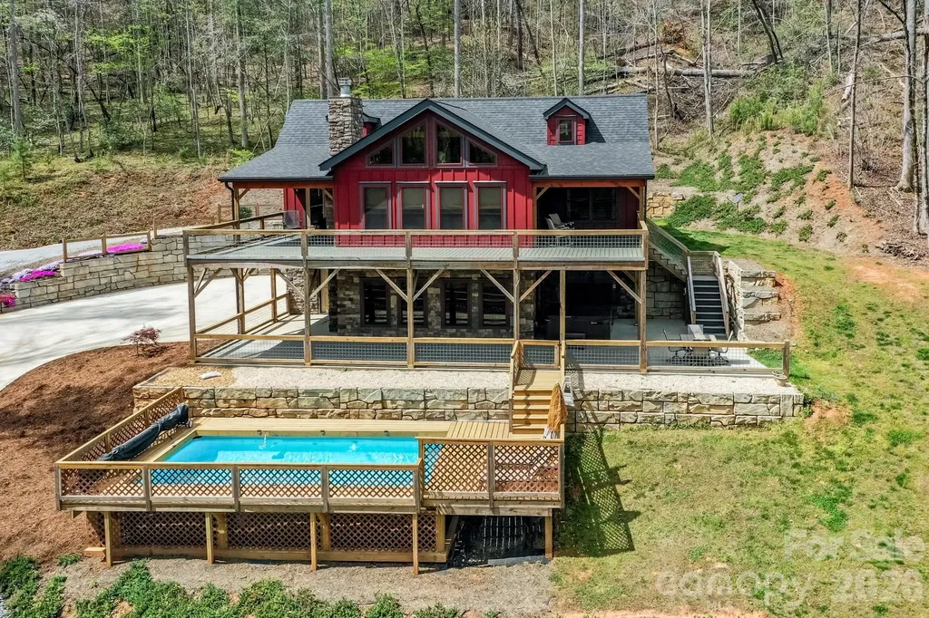 670 Island Creek Road Lake Lure NC 28746