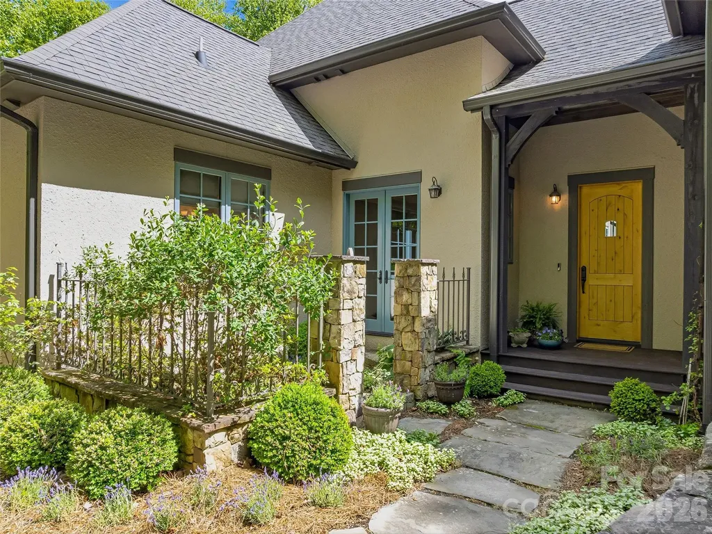 732 Streamside Drive Arden NC 28704