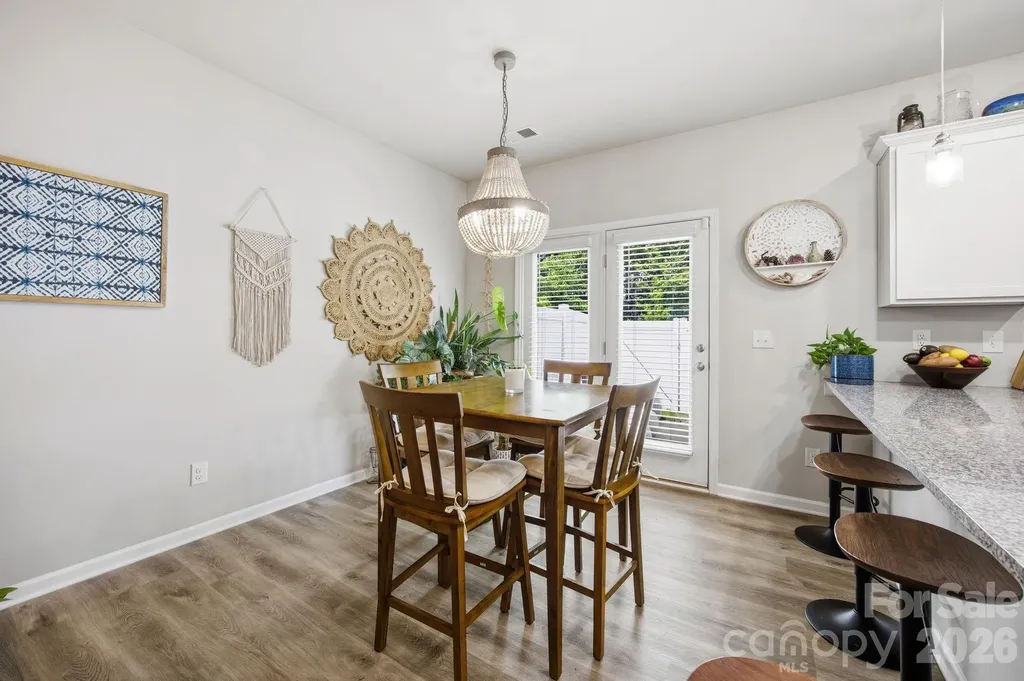 10041 Brittondale Lane Charlotte NC 28215