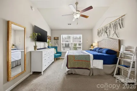 10041 Brittondale Lane Charlotte NC 28215