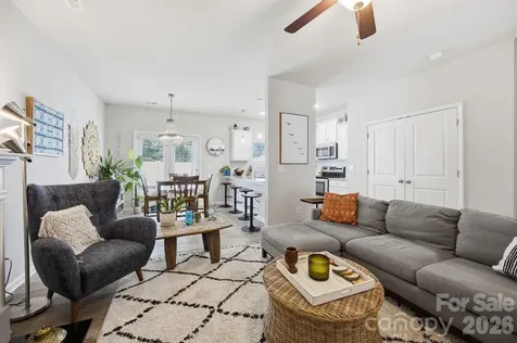 10041 Brittondale Lane Charlotte NC 28215