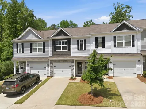 10041 Brittondale Lane Charlotte NC 28215