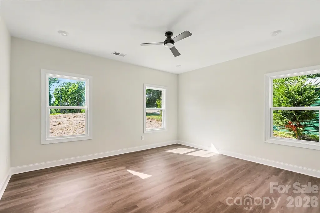 1452 Robinwood Road Gastonia NC 28054
