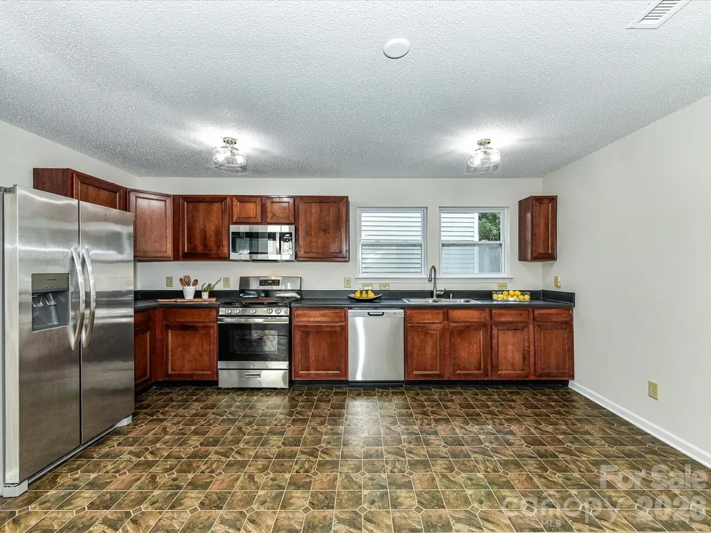 7144 Sycamore Grove Court Charlotte NC 28227