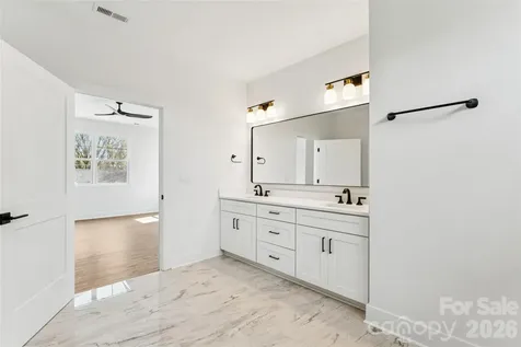 426 E 19th Street Charlotte NC 28206