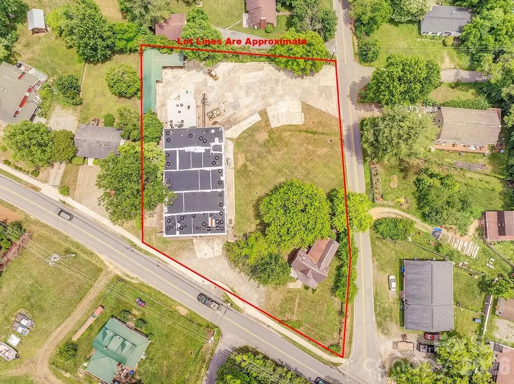 1100-1104 Montreat Road Black Mountain NC 28711